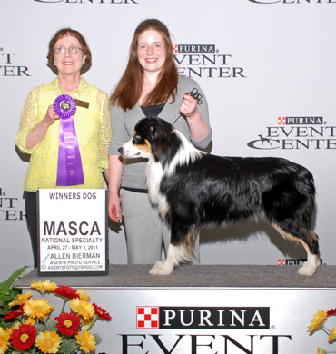 Wyatt Earp wins Winners' Dog